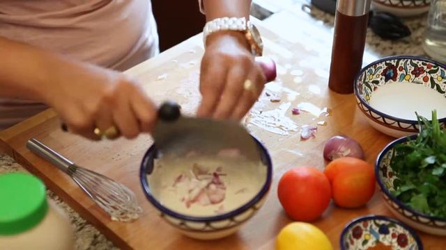 Zahra's Kitchen: Tarator Sauce смотреть онлайн