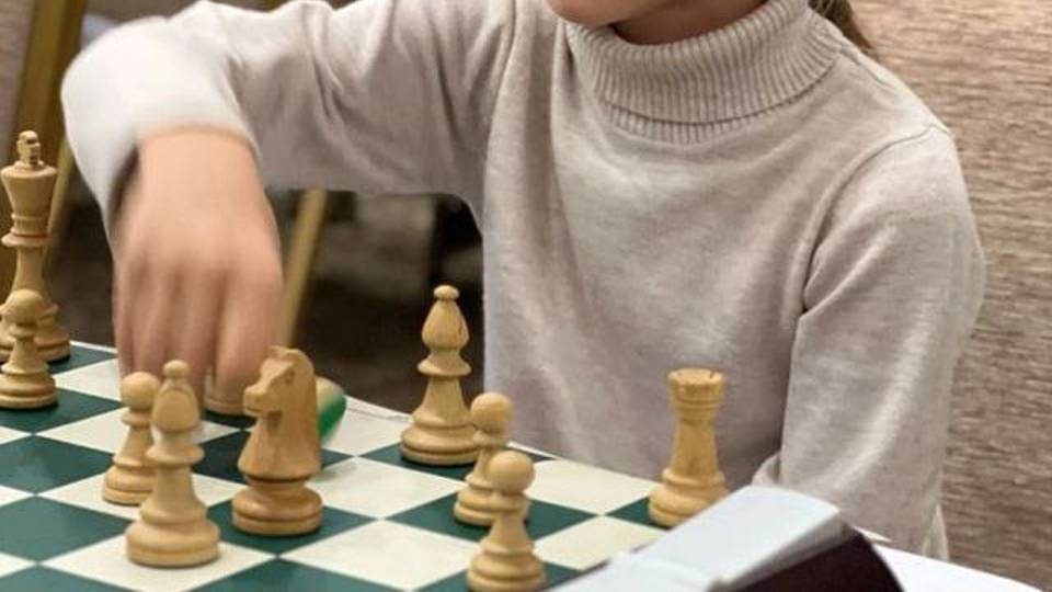 игра с ботом на ческоме смотреть онлайн