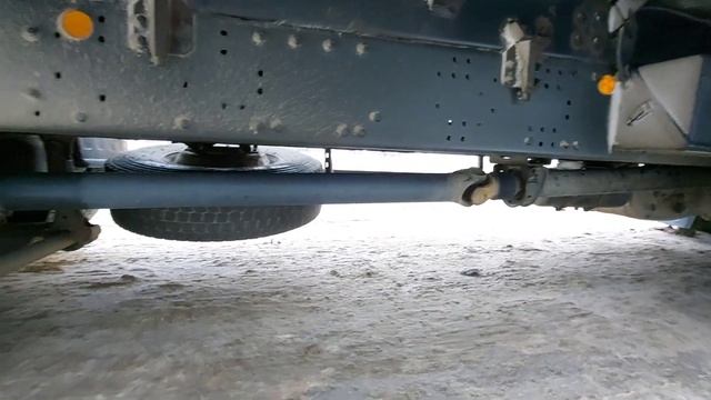 Чуть не украли Аккамуляторы, коплект колпаков на Iveco stralis. смотреть онлайн