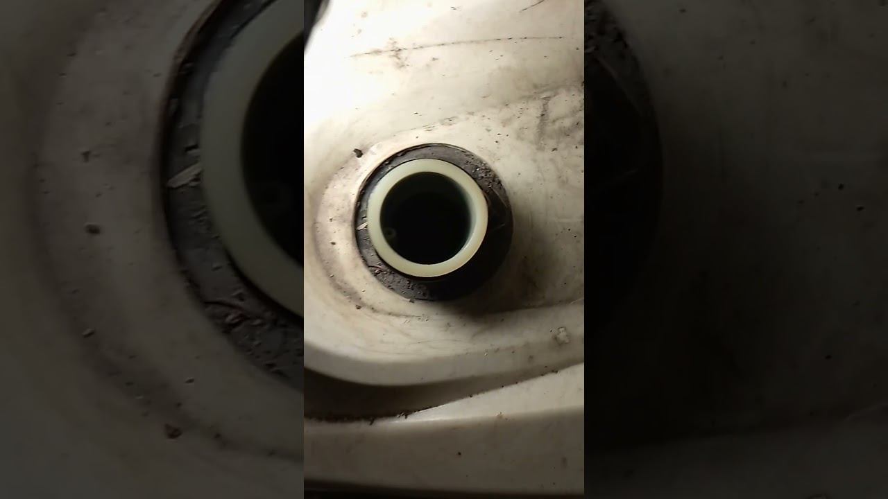 Причина отсутствия запуска квадроцикла #ремонт #сделайсам #техника #мото смотреть онлайн