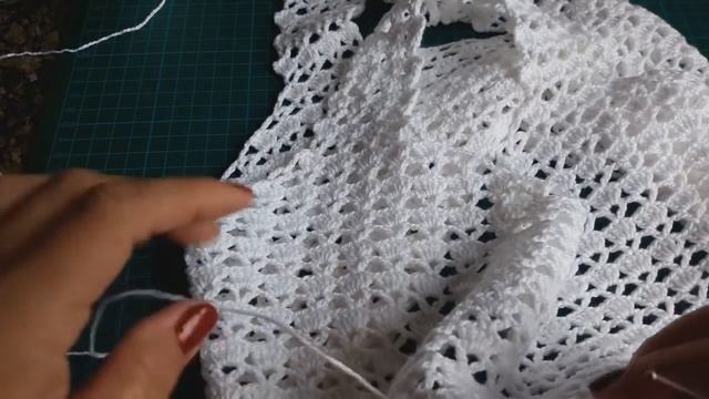 BLUSA SIMPLES FEITA EM CROCHÊ MARAVILHOSA MUITO FÁCIL DE FAZER смотреть онлайн