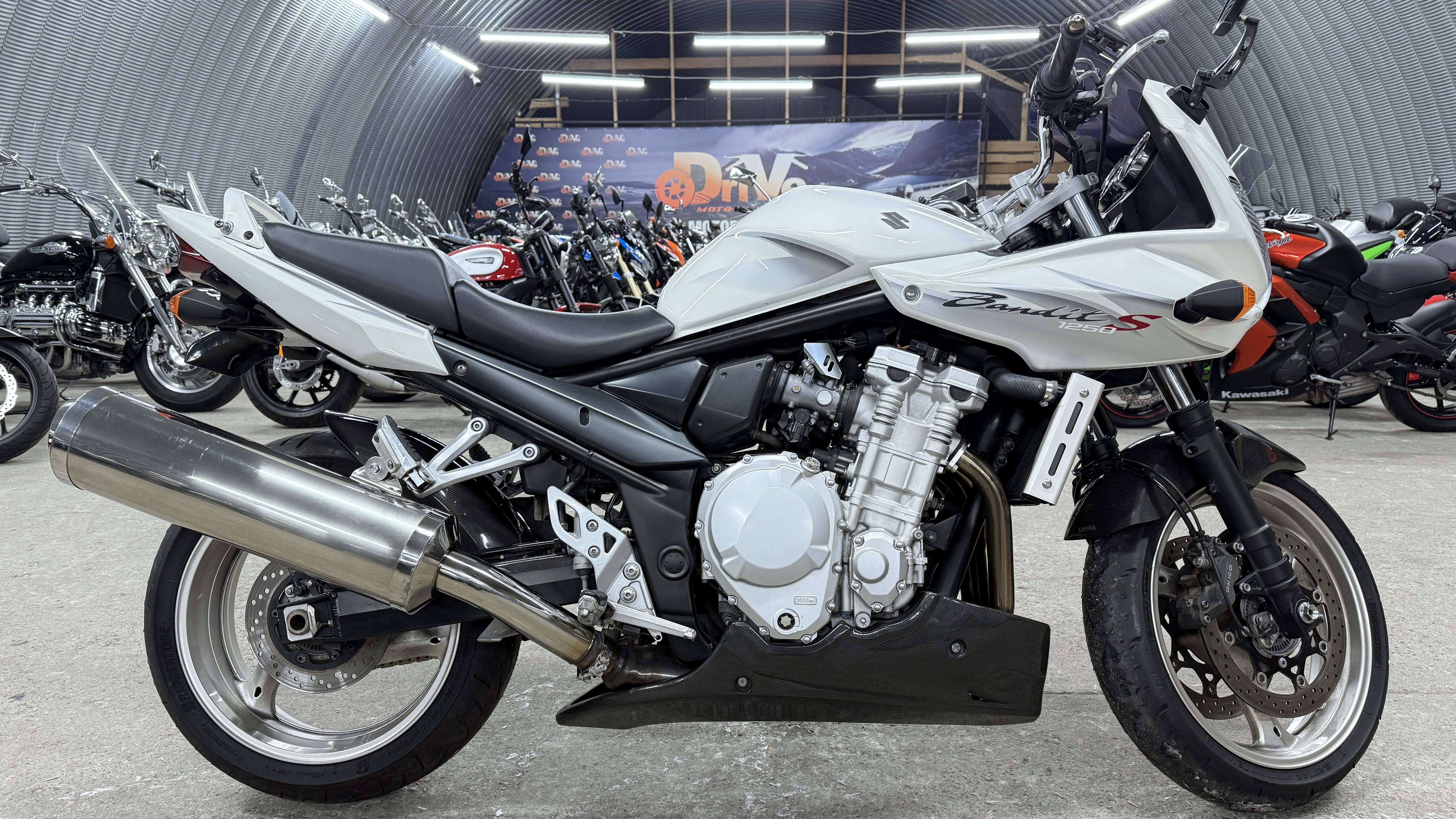 Обзор Suzuki GSF 1250 SA Bandit |В НАЛИЧИИ| смотреть онлайн