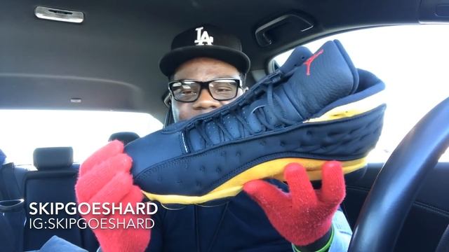 MELO 13s FINALLY AT THE OUTLETS!!! *SNEAKER TALK* смотреть онлайн