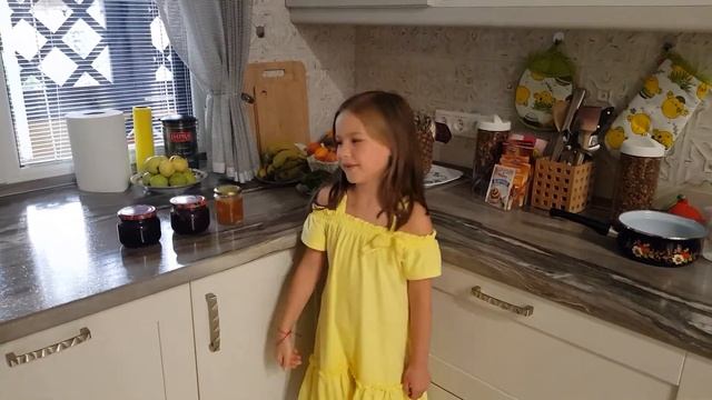 Варенье из вишни,из клубники,из манго(6) смотреть онлайн