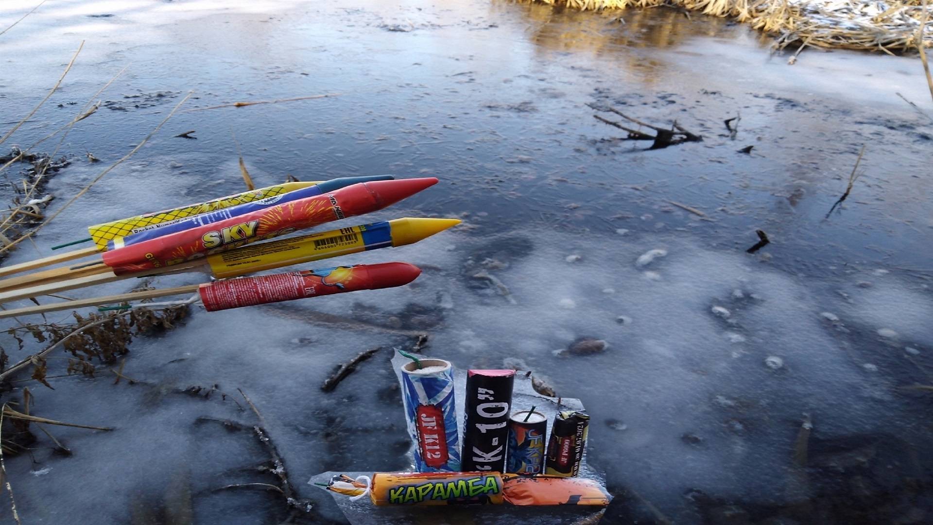 ЧТО произойдет если ЗАПУСТИТЬ под лед РАКЕТУ?,Топ Ракет ПОДО ЛЬДОМ,Эксперименты с Пиротехникой смотреть онлайн