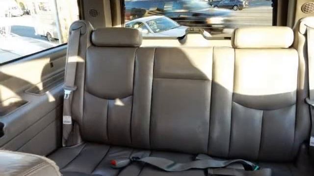 2003 Chevrolet Suburban LT Z71 смотреть онлайн
