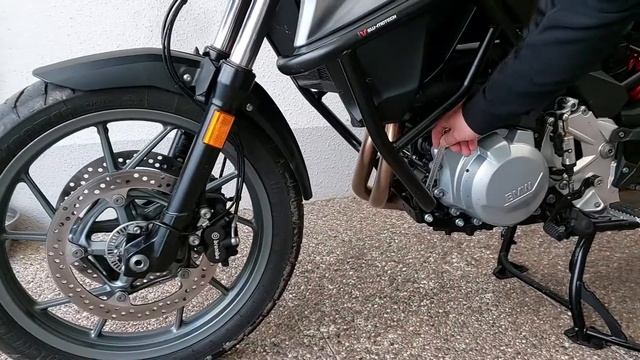 BMW F750GS - Sturzbügel von SW-Motech montiert und Erfahrungen смотреть онлайн