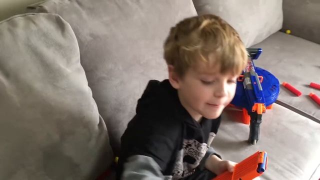 Nerf TerraScout Rival Artemis XVII-3000 Hail Fire Mega Mastodon Six Year Olds Nerf Collection