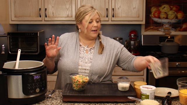 One ingredient changed EVERYTHING! Finally a Tuna Noodle Casserole that I LOVE! смотреть онлайн