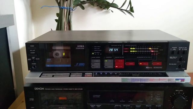 Etnicznie, technicznie gra Aiwa AD-F660... . смотреть онлайн