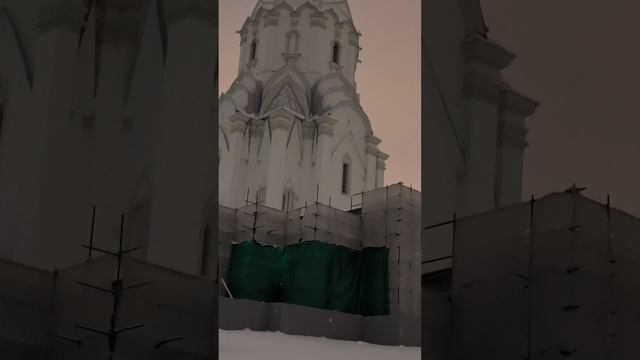 На Световую зарядку становись #Коломенское смотреть онлайн