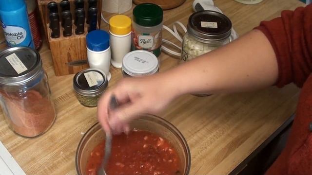 Salsa for the spring before the fresh tomatoes - From the pantry смотреть онлайн