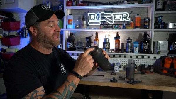 Is this $40 Water Bottle worth it? - Fidlock Twist 590 & 600 - 90 Second Review