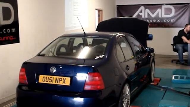 VW Bora on AMD Rollers смотреть онлайн