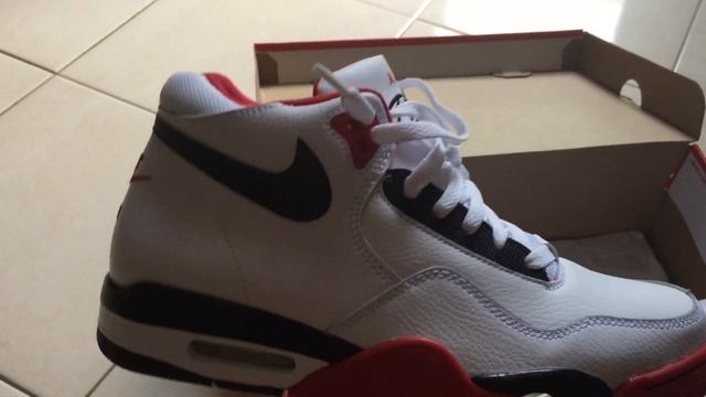 NIKE FLIGHT LEGACY-UNBOXING смотреть онлайн