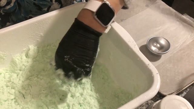 How to Make NO FAIL Spearmint Essential Oil Bath Bombs Step By Step Tutorial & FREE RECIPE DYI смотреть онлайн