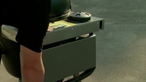 Обзор угольного шефа - Char-Broil® Kamander™ (новейший угольный гриль типа "Камадо")