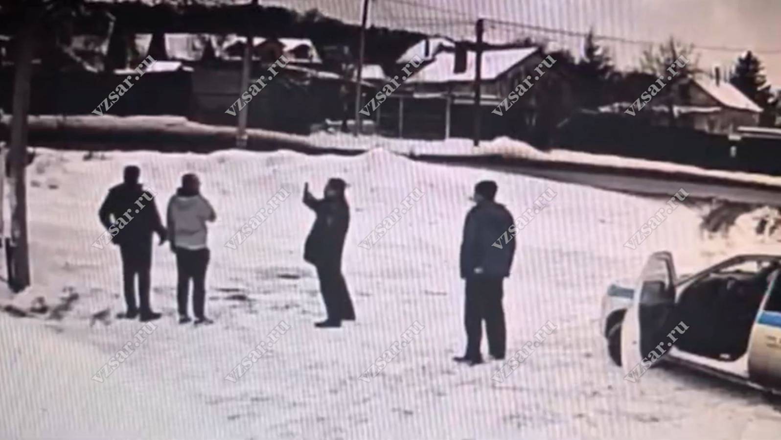 В Саратове полиция проверяет гражданина на причастность к краже трамвайных проводов смотреть онлайн