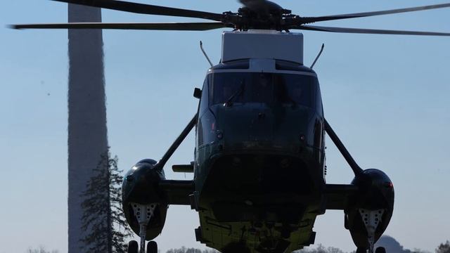 Fatal fire in DC this weekend and Marine One returns смотреть онлайн