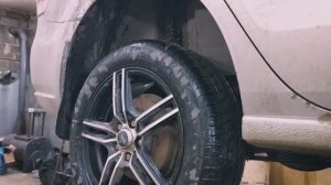 vw polo sedan замена задних амортизаторов