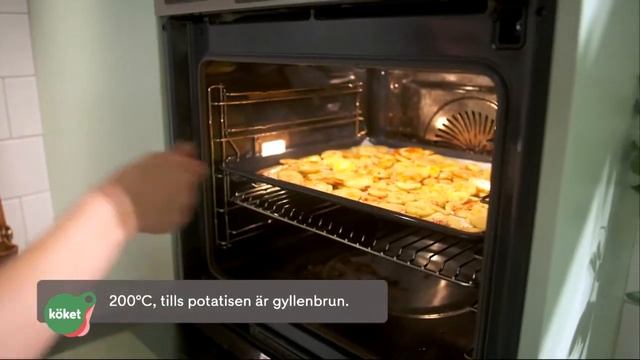 Mexikansk pytt med paprika, tomat och lättstekt ägg - Köket смотреть онлайн