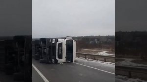 Фура завалилась на бок на трассе в Николаевском районе #ульяновская_область