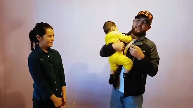 19 ЁШЛИ ЗИЁДА ХУРСАНД КАНДАЙ ЧИРОЙЛИ БУЛДИ ФАРЗАНДИ ХАМАГА РАХМАТ смотреть онлайн