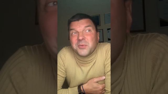 Диалог с барменом в ночь перед уходом смотреть онлайн