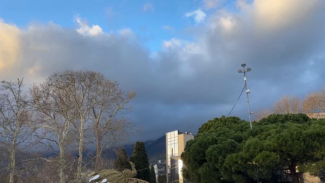 Ежедневная вебкамера Ялты регулярно выходит на нашем Телеграм канале. смотреть онлайн