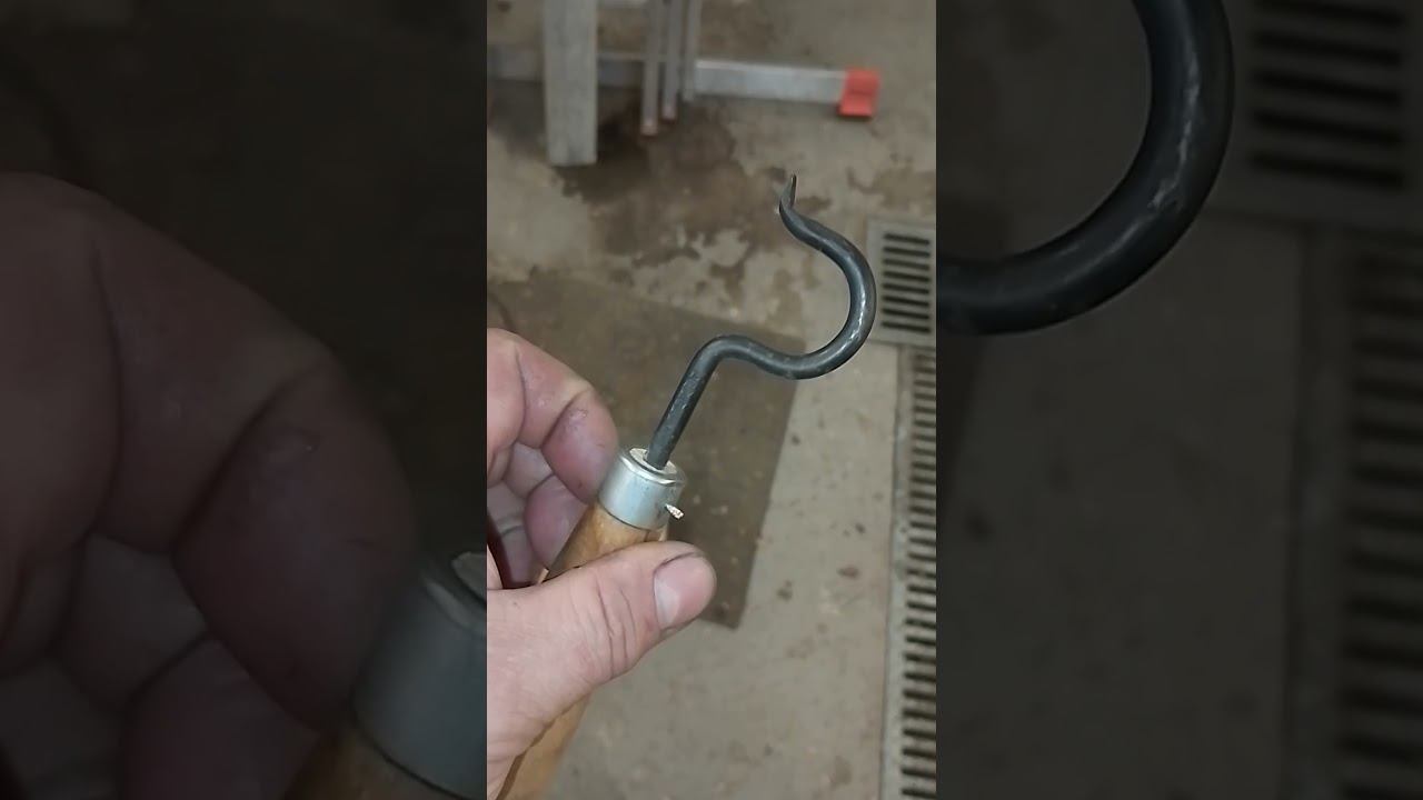 Отвертка для вкручивания винтов в ж...#инструмент #гараж #юмор #приколы смотреть онлайн