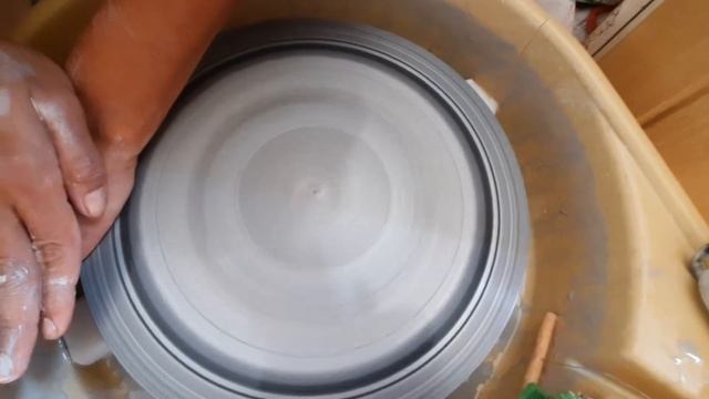 shimpo electric pottery wheel in action. смотреть онлайн