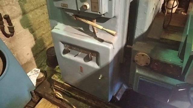 6р82ш. Головки,рукоятки,проводка,пуск подач. смотреть онлайн