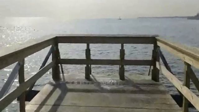 Dry the River ... An American Adventure - A Day at the Coast смотреть онлайн