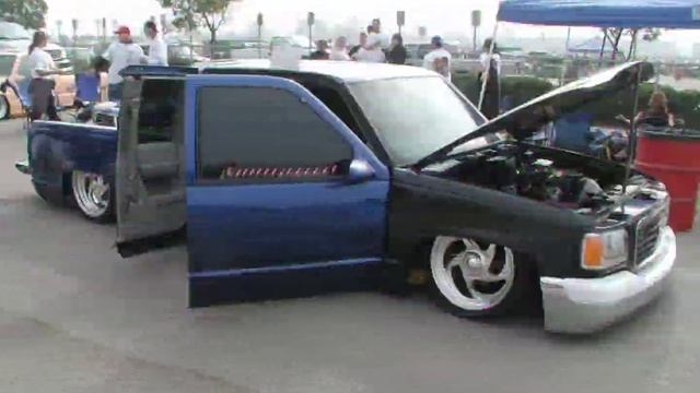 SKY BLUE MIX IN THE MOON смотреть онлайн