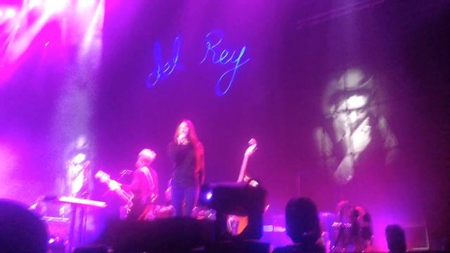 Lana Del Rey Blue Jeans live echo arena Liverpool смотреть онлайн