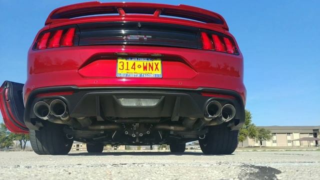 MBRP Race Exhaust 2019 Mustang GT смотреть онлайн