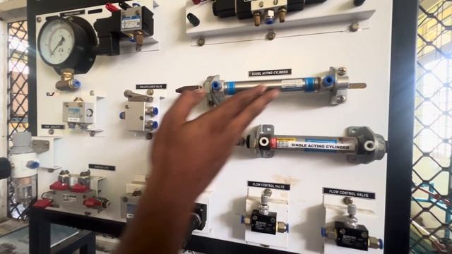 Pneumatic Circuit Experiment Using Hand Lever and Double Solenoid Valve| S7 Mechanical Lab| KTU 201 смотреть онлайн
