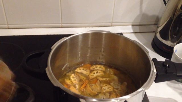 Kuchnia japońska-curry udon. смотреть онлайн