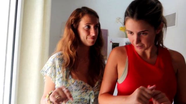 SARITA QUEEN Y LAURITAM NO DEBEN PULSAR EL BOTÓN INCORRECTO !! * COMO ALEJO IGOA * смотреть онлайн