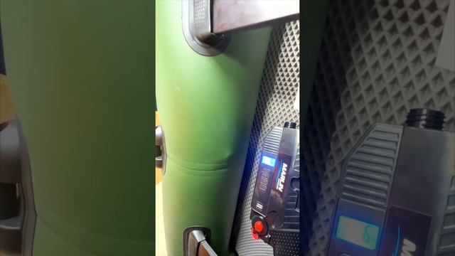 Если в надувной лодке торчит перегородка, это нормально? смотреть онлайн