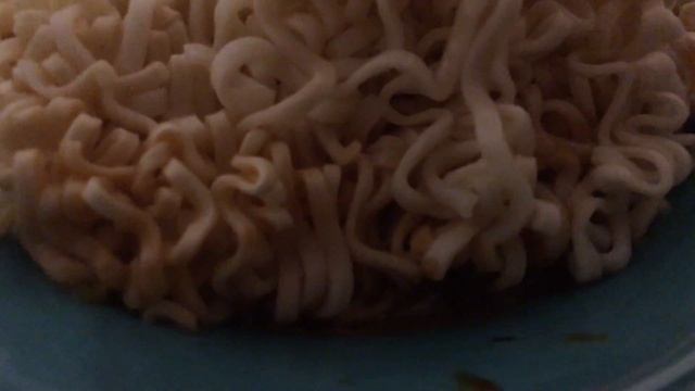 Wei Lih - Instant noodle with Jah Jan flavour review смотреть онлайн