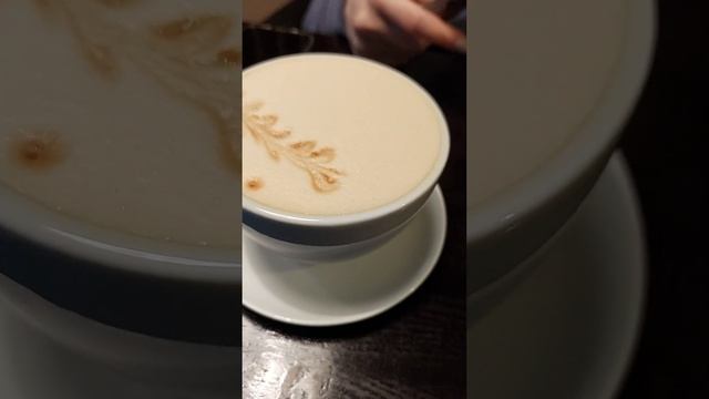 Цезарь с форелью.Кафе Koffein Тюмень смотреть онлайн