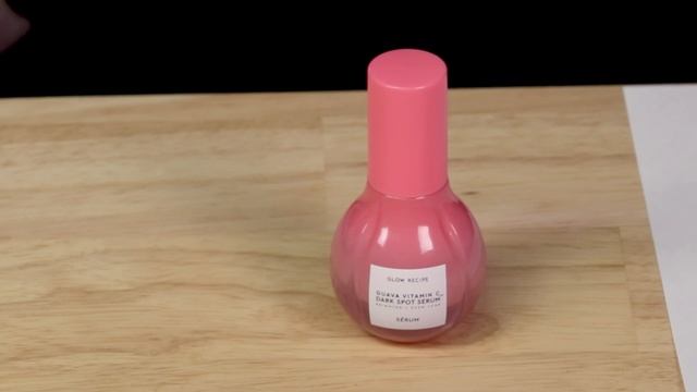 Glow Recipe 🥭 Guava C Dark Spot Treatment Serum Review and How to Use смотреть онлайн