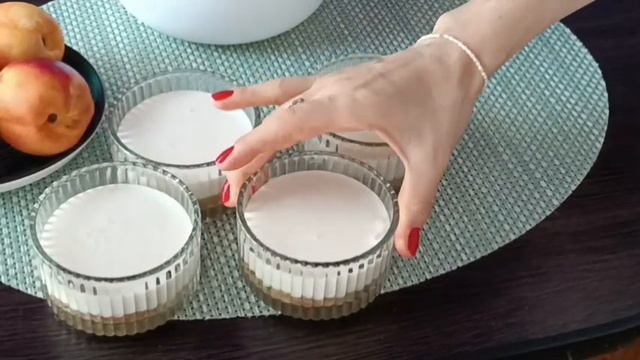 ЯК З КАВ'ЯРНІ💛ЛЕГКИЙ РЕЦЕПТ❣️ ЧІЗКЕЙК З НЕКТАРИНОМ🍑 без випікання смотреть онлайн