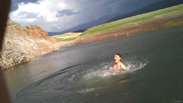 Прыжки в воду на природе смотреть онлайн