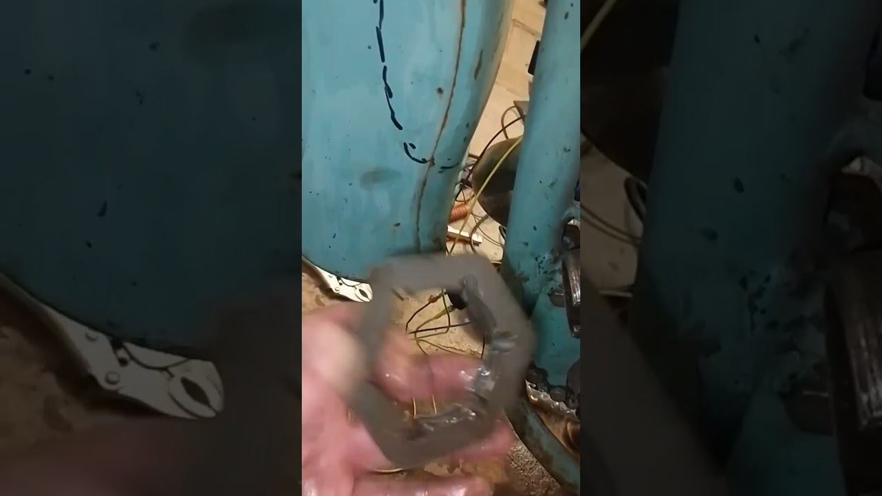 Правильное восстановление резьбы на выпуске Иж Юпитер 3 #ремонт #своимируками #мото #мотоцикл #иж смотреть онлайн