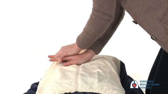 Cardiopulmonary Resuscitation (CPR) and Automated External Defibrillation (AED) a Laerdal Mannequin смотреть онлайн