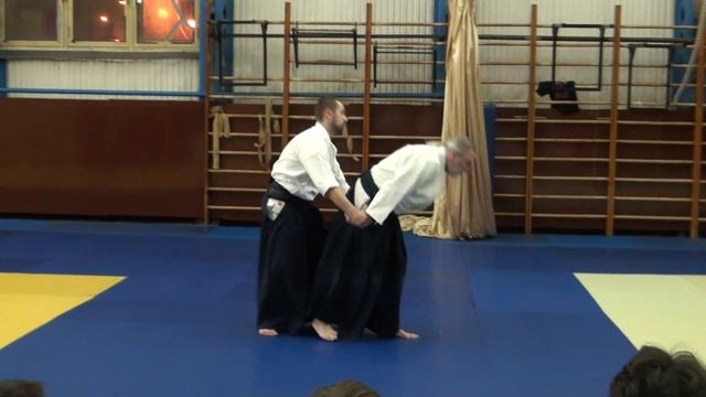 Усирорете дори кокью наге