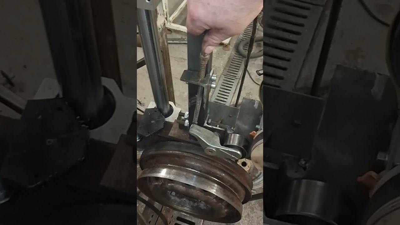 Переделка пилорамы. Натяжитель и шкив. #самоделки #homemade #своимируками смотреть онлайн