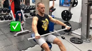 Горизонтальная тяга в кроссовере широким хватом